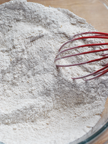 gingerbread cobbler dry ingredients