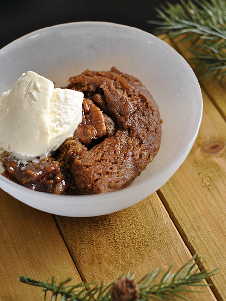 gingerbread cobbler dessert