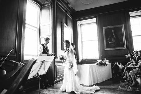 The-Painted-Hall-Wedding-Photography-10018