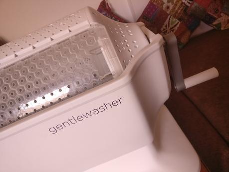 gentlewasher-washing-device