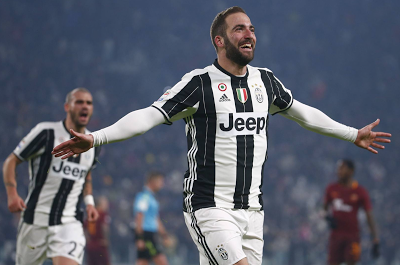 Higuain Seals Juventus Win Against Roma