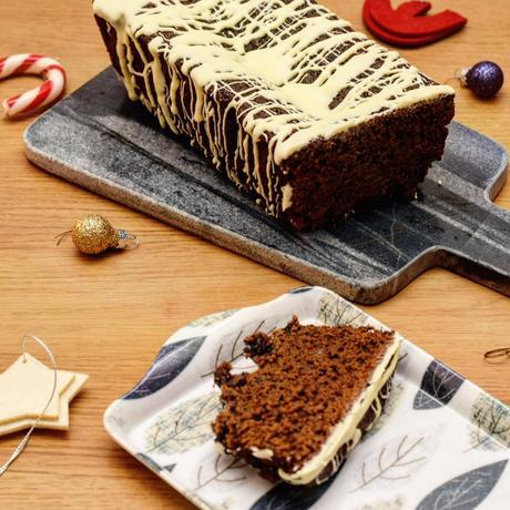 Recipe|| Ginger cake with a white chocolate drizzle - a yummy alternative to Christmas pudding!