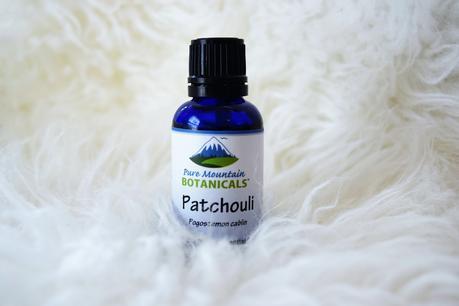 Patchouli essential oil benefits for hair