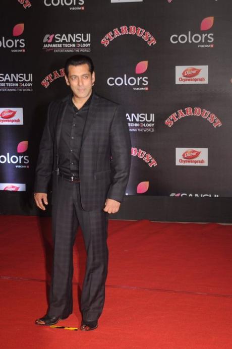 What Celebrities Wore At Sansui Colors Stardust Awards 2016