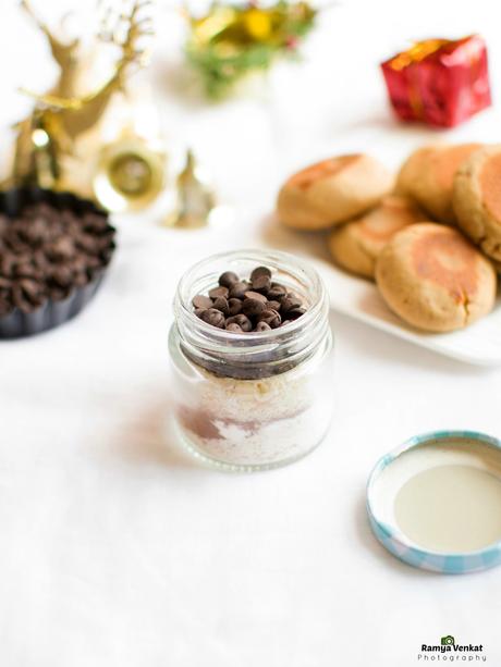 DIY hot chocolate recipe - edible gifts for holidays