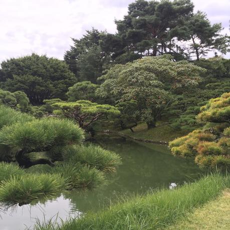 Visiting Ritsurin Garden