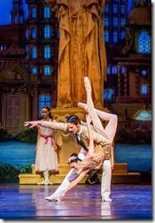 Review: The Nutcracker (Joffrey Ballet, 2016)