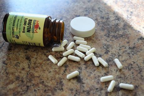 Biotin pills