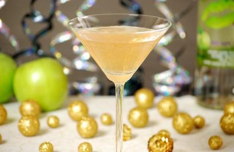 Sparkling Bitter Apple Martini