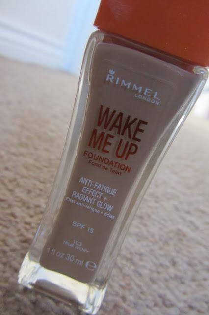 Rimmel Wake Me Up Foundation (before and after)