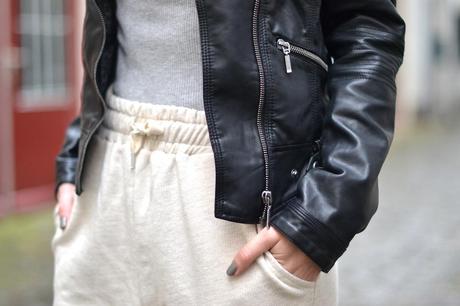 Outfit | More on sports & The new neckline