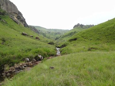 A 3-day hike in the Little Berg - Amira, Sook Leen and Hermina