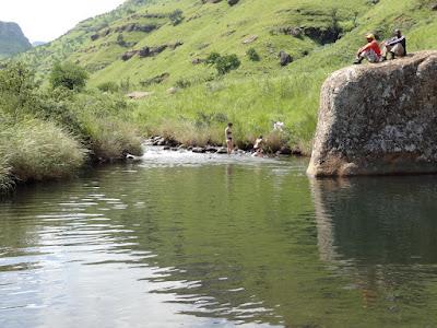 A 3-day hike in the Little Berg - Amira, Sook Leen and Hermina