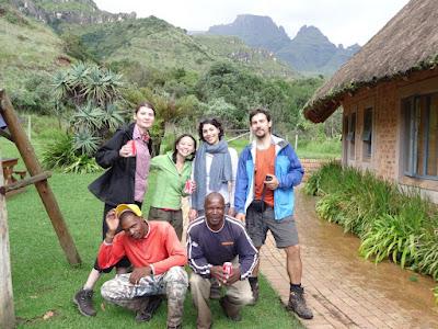 A 3-day hike in the Little Berg - Amira, Sook Leen and Hermina