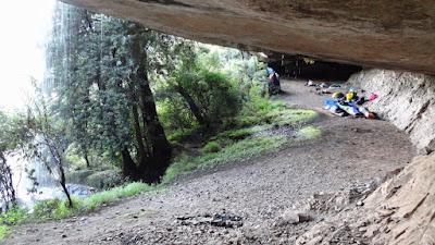 A 3-day hike in the Little Berg - Amira, Sook Leen and Hermina