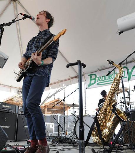f2 FANFARLO, HOSPITALITY, WAR ON DRUGS [SXSW PHOTOS]