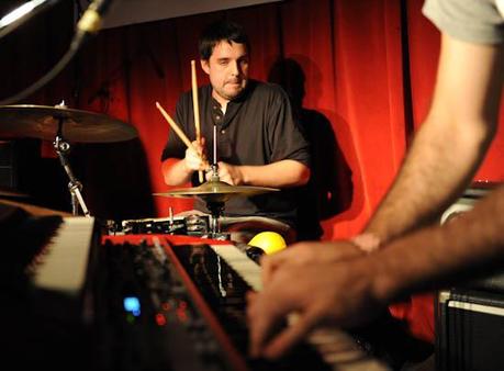 ceg3 FANFARLO, HOSPITALITY, WAR ON DRUGS [SXSW PHOTOS]