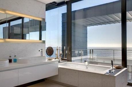 White-contemporary-bathroom-suite-665x441