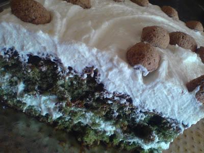 Green Velvet Rich Cake