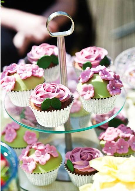 How wedding cupcakes are supposed to look