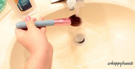 How to Deep Clean Dense Makeup Brushes