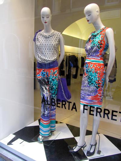 Expat Fun: Window Shopping in Rome