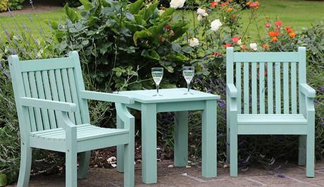 Things to check when buying garden furniture online