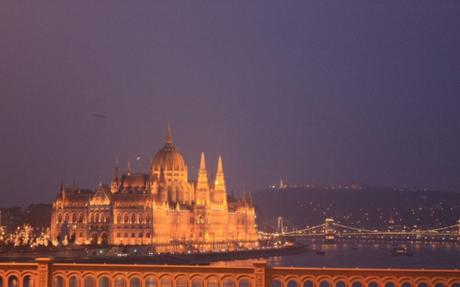 DAILY PHOTO: Hungarian Parliament, Inside and Out