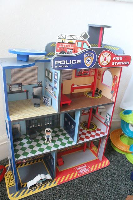 Review: Chad Valley Fire & Police Station