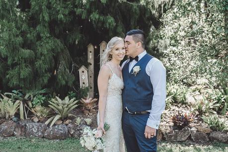 A Rustic Chic Garden Wedding by Levien & Lens Photography