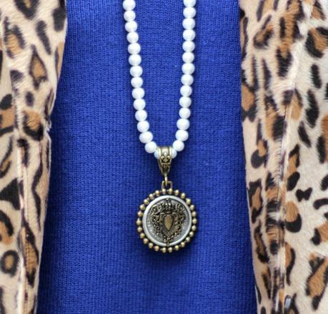 pearl necklace with vintage medallion