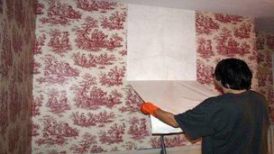 Why Should You Choose Self Adhesive Wallpaper?