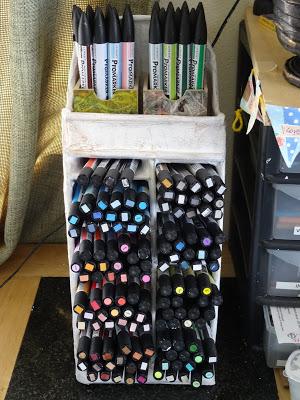 31 Creative Things to do with Recycled Materials - Promarker Pen Holders - Day 7