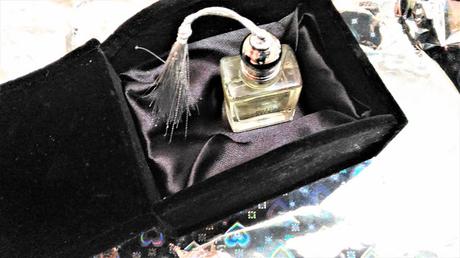 Aromazeia Mitti Attar-The Scent of Rain Review, Price