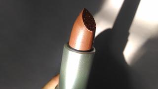 Organistick Organic Nude Lipsticks Review, Swatches, Price:Cheapest Nude Lipsticks in India?