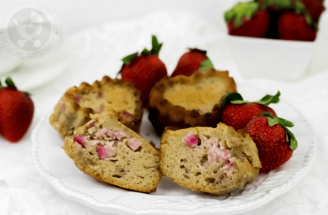 Celebrate love and good health with these yummy and fruity Strawberry Yogurt Muffins for Valentine's Day! With no butter and no sugar, these are guilt-free!