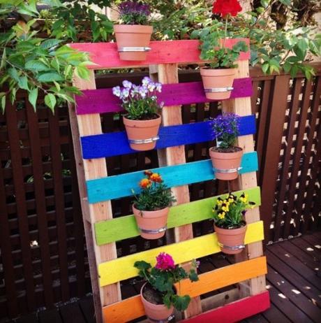 Old Wooden Pallet Transformed Into a Pot Plant Wall