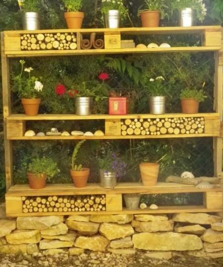 Old Wooden Pallets Transformed Into a Garden Display Shelf