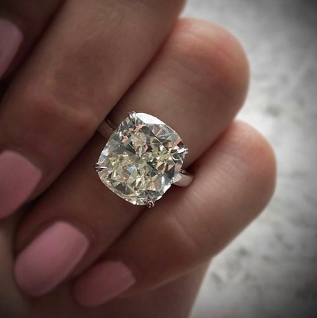 This is an engagement ring, also in a big way.