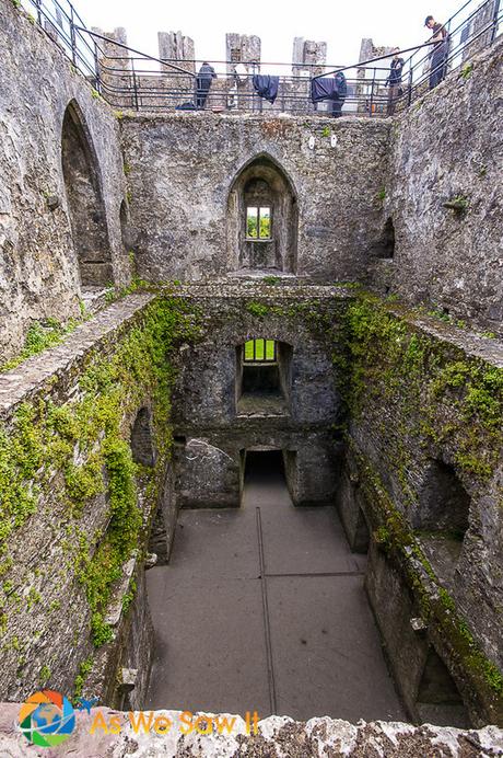 Blarney Castle has no roof.