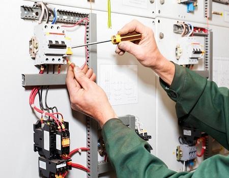 The Need Of Hiring Electrical Contractor To Solve Electrical Issues