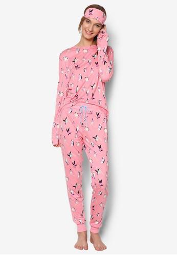 Take Fashion To Bed With Sleepwear From Zalora Take Fashion To Bed With Sleepwear From Zalora