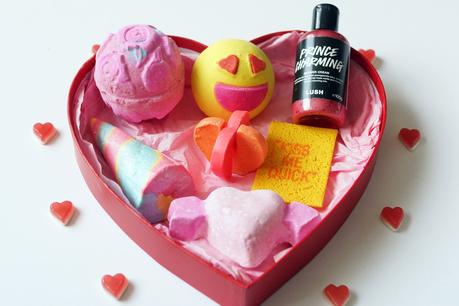 Hello Freckles Lush Valentines Prince Charming Bath Bombs Lovestruck Unicorn Horn NeBloggers Beauty Review