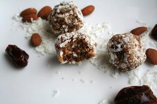 Almond, Coconut Date Balls (Dairy, Egg,  Gluten, Grain and Sugar Free)