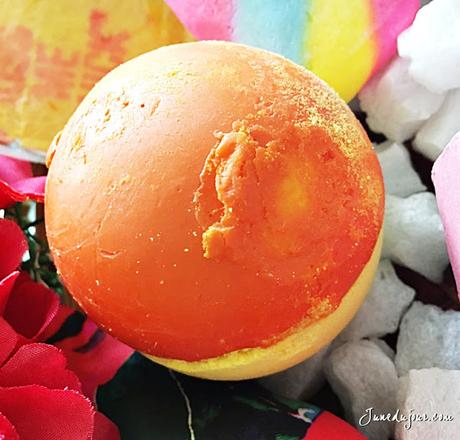 In the mood for love with LUSH Valentine's Day 2017 Collection!