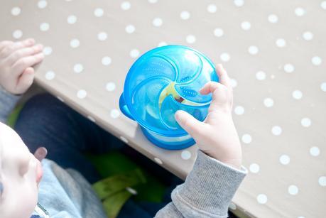 Avoid Mealtime Mess With Munchkin + WIN a Munchkin Prize Bundle!