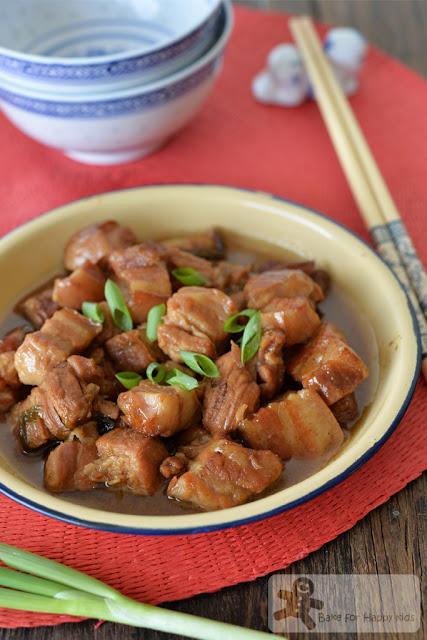 Easy Chinese Soy Braised Pork Belly 红烧肉 Hong Shao Rou