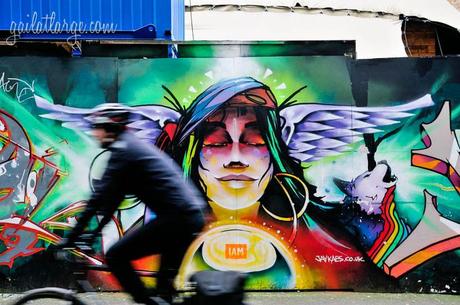 street art in Shoreditch, London