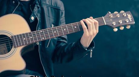 9 Best Free & Paid Guitar Learning Apps for Android