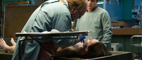 Review: The Autopsy of Jane Doe Takes the Inherently Creepy and Runs With It In Surprising Directions